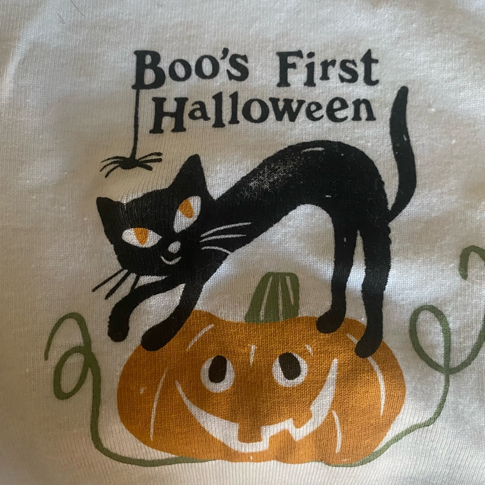 Old Navy Halloween Baby onsie - Picture 2 of 3